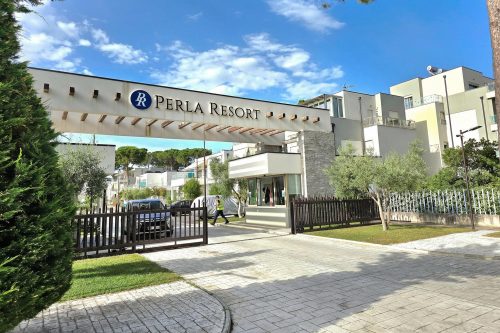 Perla Holiday Homes 202