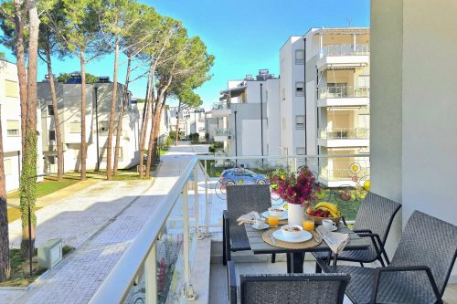 Perla Holiday Homes 202