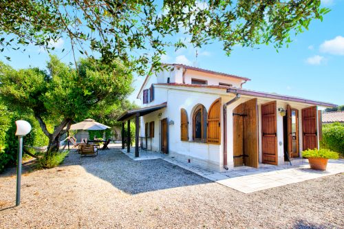 Villa Janela Escape & Retreat, 30m from the Beach