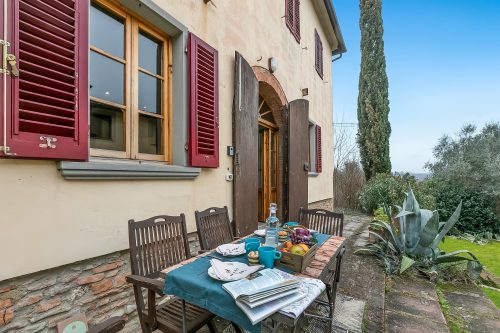 Torre Rasa 5 Putti with Shared Pool