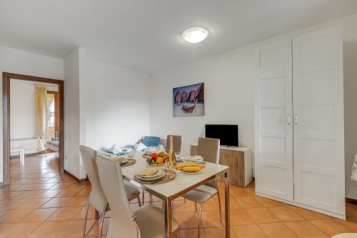 Residence La Perla With Balcony