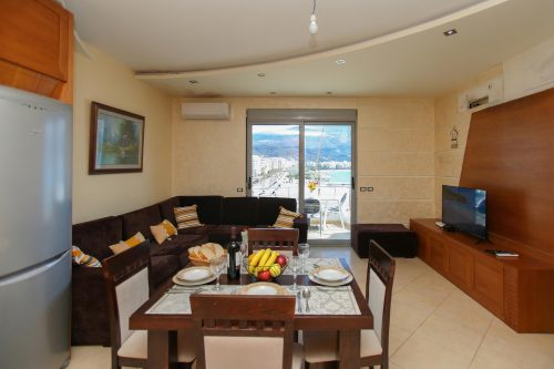 Holiday Apartment Central & Sea View
