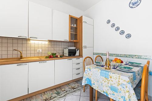Baia Serena with Terrace & Parking