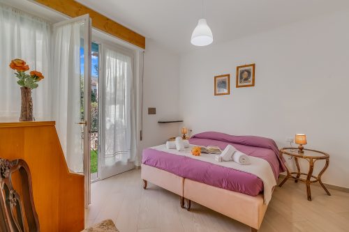 Casa Adelina, Center Apartment with private Garden