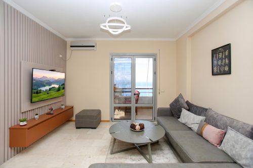 Vlora Sunset Apartment /w Balcony & Sea View