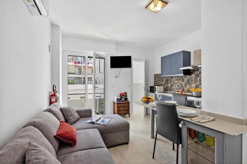 Emilia Sweet - with Balcony + AC