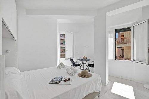 Emilia Sweet - with Balcony + AC