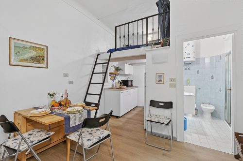 Festival Riviera House Sanremo Old Town Sleeps 4