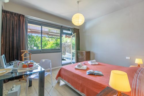 Casa Piero with Private Garden and Parking