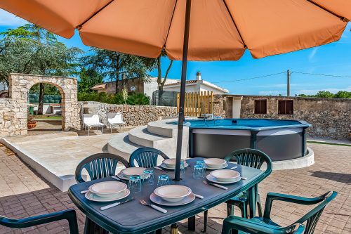 Casolare Di Puglia with private Pool