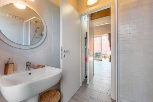 Cozy Ispra Residence with Terrace, near Beach (Sleeps 3)Air-Con