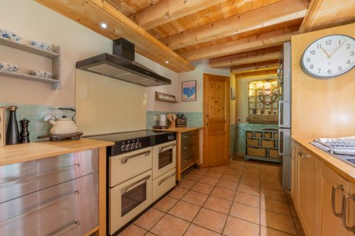 Chalet Montet Forest River Garden Lodge