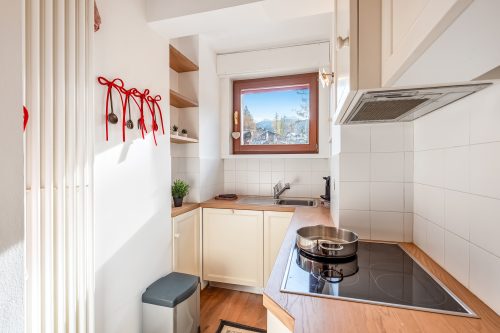 Charming Apartment Close to Cableway