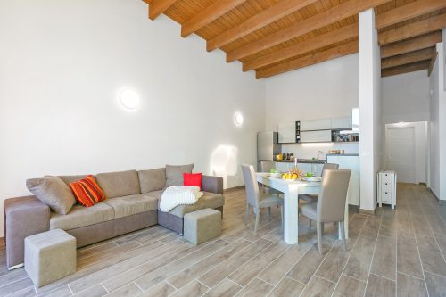 Tana Delle Volpi Alpine Apt for 6