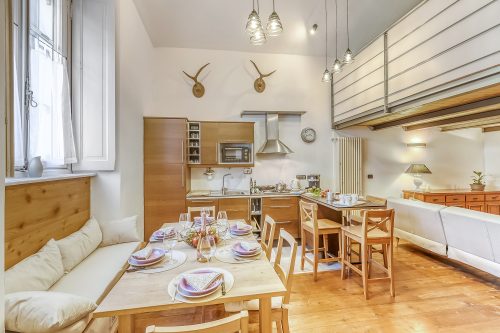 Le Bon Bon Rose Alpine Retreat for 4