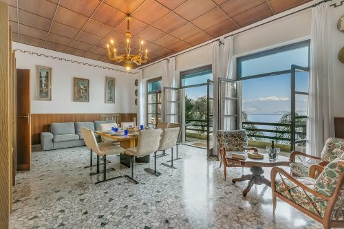 Villa Incanto Sul Lago: Lakefront, Garden & Balconies (Sleeps 7)