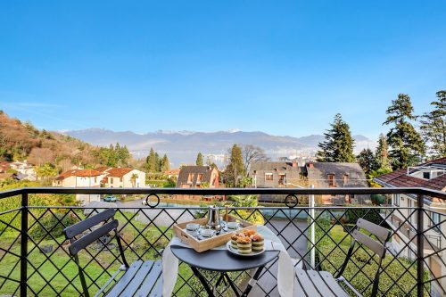 La Caravella: Stresa Lake & Islands View Balcony