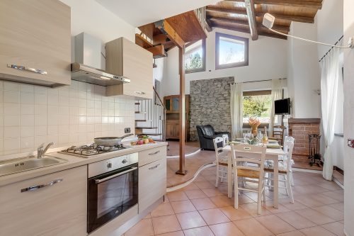 Il Borgo Del Vergante Casa Lina: Ac And Balcony