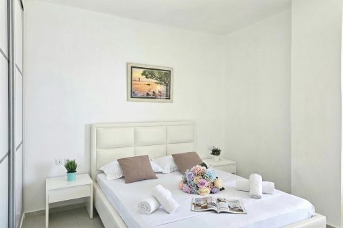 Panorama View Apartment In Saranda - 271