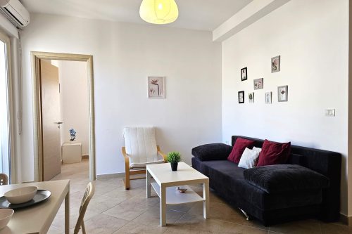 Holiday Apartment With Sea View - 180
