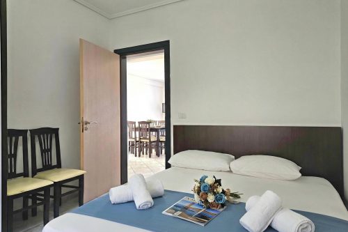 Two Bedroom Apartment With Sea View-061