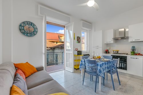 Verdi Loano Beach Apartment with Balcony