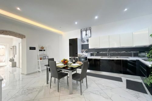 Cianta - Apartment with Terrace and Parking