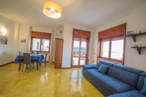 Tramonto D'Oro Apartment Near The Beach