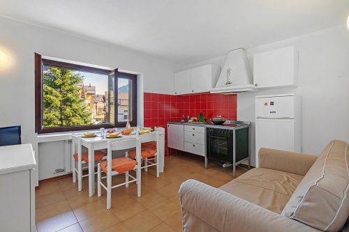 La Piazzetta - Flat with Parking for 4