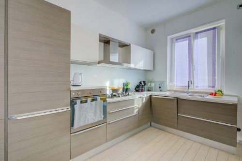 Asia Apartment 2BR in Laveno Center