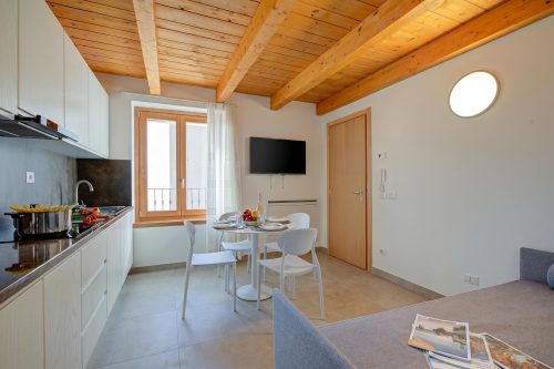 Residenza Lugana Pool & Garden in Peschiera Apt 4