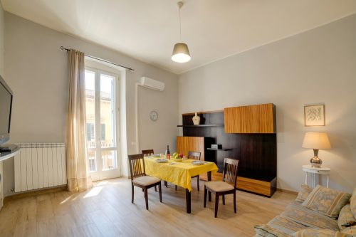 Archi Home - Apartment with Balcony in Central Lecce
