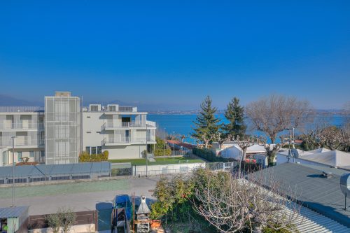 Peschiera Lake View + Parking