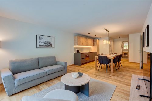 Residenza Castanea 109 Modern Alpine Stay in San Bernardino | Ski, Hiking & Nature