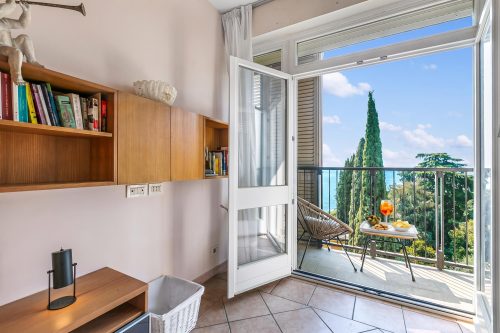 Hendrik Vittoriale Lake View Shared Pool