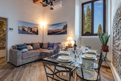 Luxury Chianti Road - 3BR Free Parking