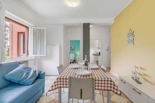 Blu Gem Modern