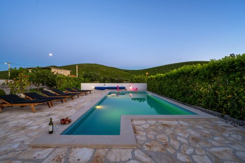 Pool Villa Marija