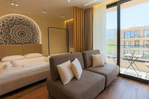 Modern Pool Side Studio Palm