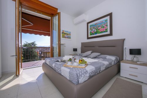 Casa dei Quadri - Lake View Apartment with Balcony