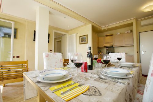 Casa Bel Tramonto - Lakeview Apt + Beach Access
