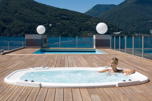 Vista di Maccagno Fantastico: View, Pool & Balcony