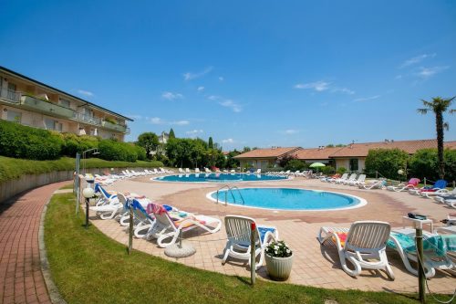 Casa Kristall Lago - Walk to Lake 1BR Apt. 2 Pools, Sleeps 4