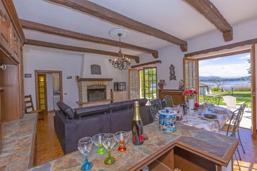 Villa Martine Au Bord Du Lac with Garden