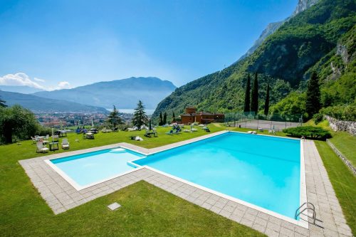 Casa Turchese with Private Garden, Pool and Tennis