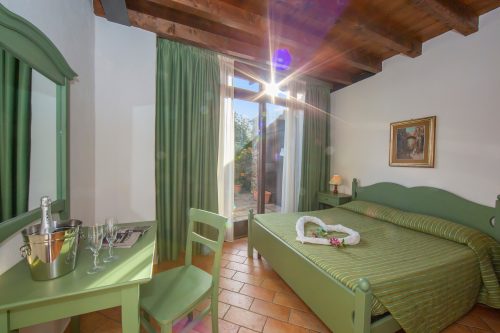 Liano Ginestra-Private Terrace & Parking