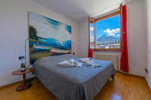 Claz House 500m to Lake Garda