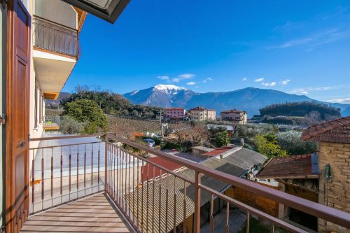 Appartamento Blu - Apartment with Balcony