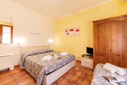 Apartment Melograno Shared Pool for 3 pax