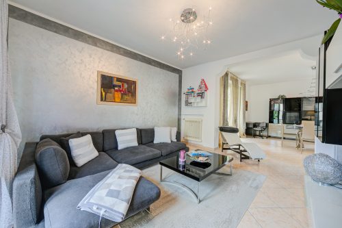 Silvy Apt Salò | Charming & Near Center